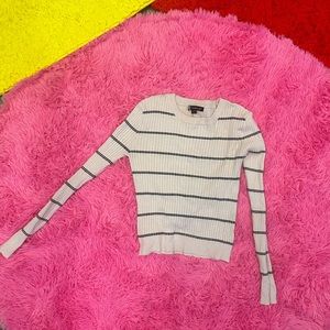 Kadence fitted sweater
